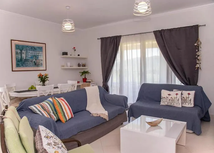Corfu Dream Holidays L Kouramaditika
