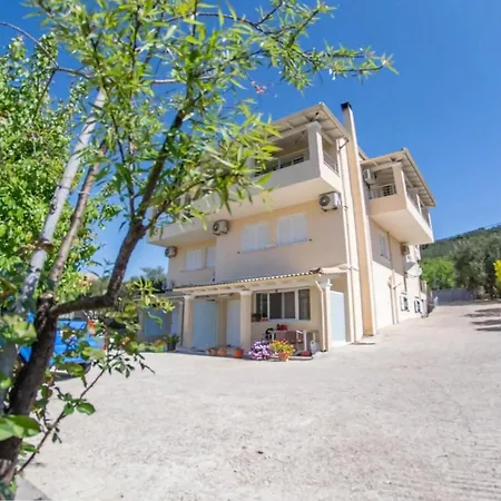 Corfu Dream Holidays L アパート Kouramaditika
